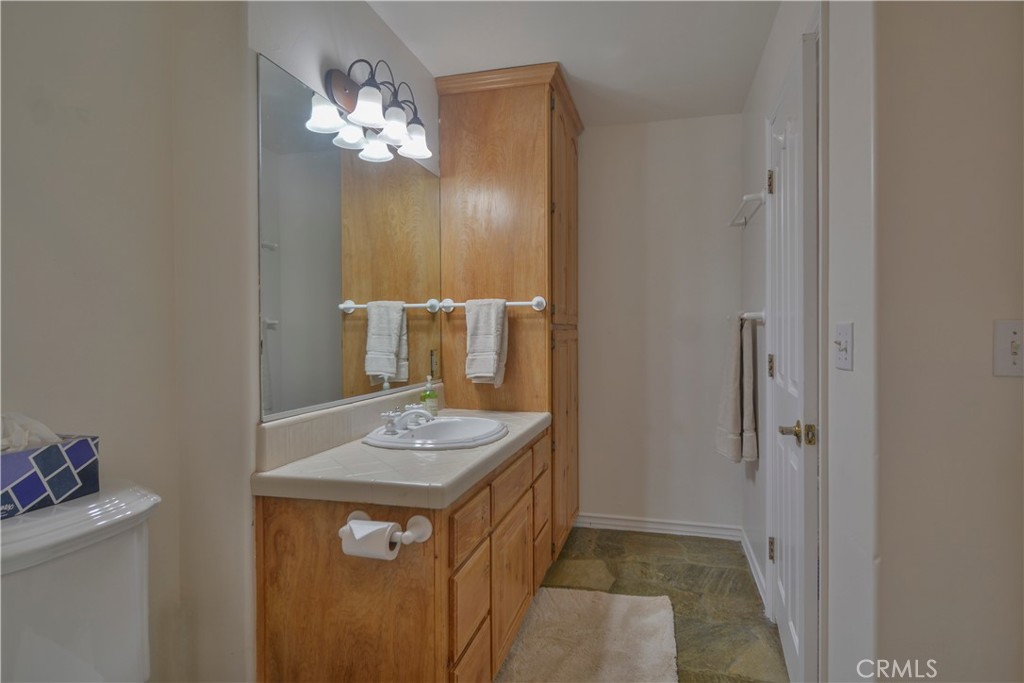 145 Birchwood Property Photo 17