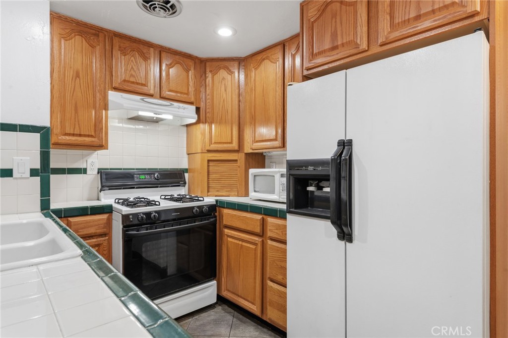 202 S Eagle Drive Property Photo 27
