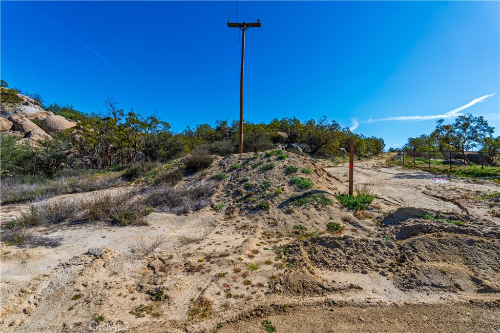 1 Goldrush Road Property Photo 15