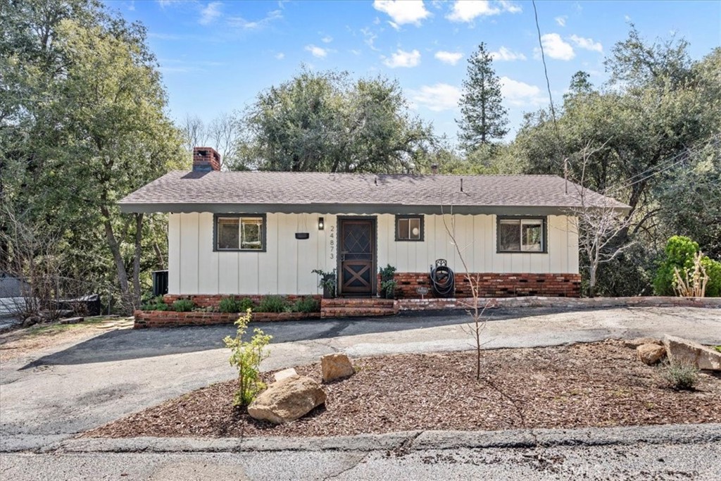 24873 Edelweiss Property Photo 1