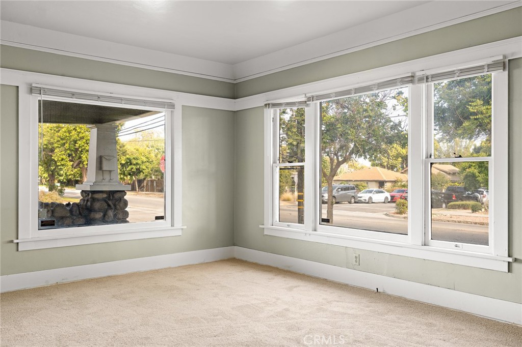 505 N 8th Avenue Property Photo 15