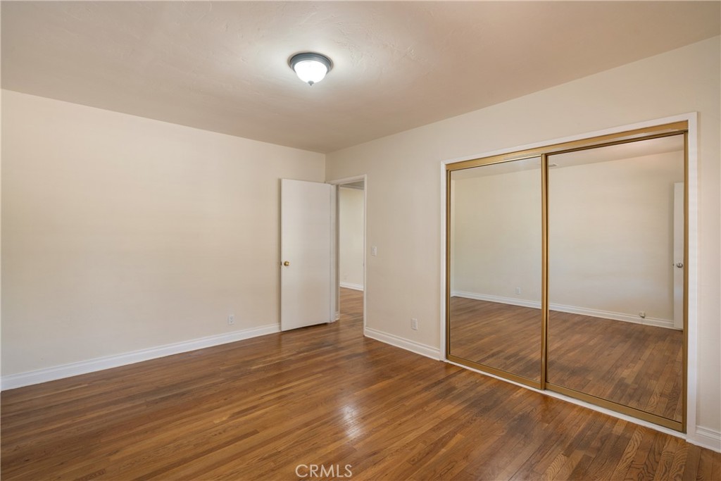 727 S Fenimore Property Photo 10