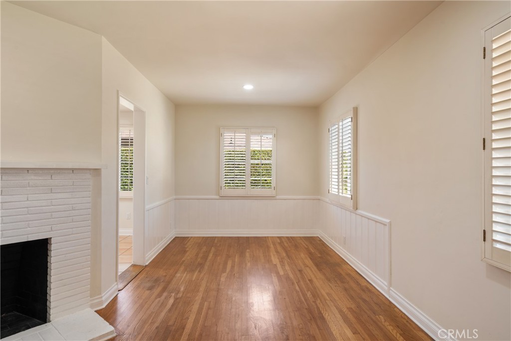 727 S Fenimore Property Photo 29