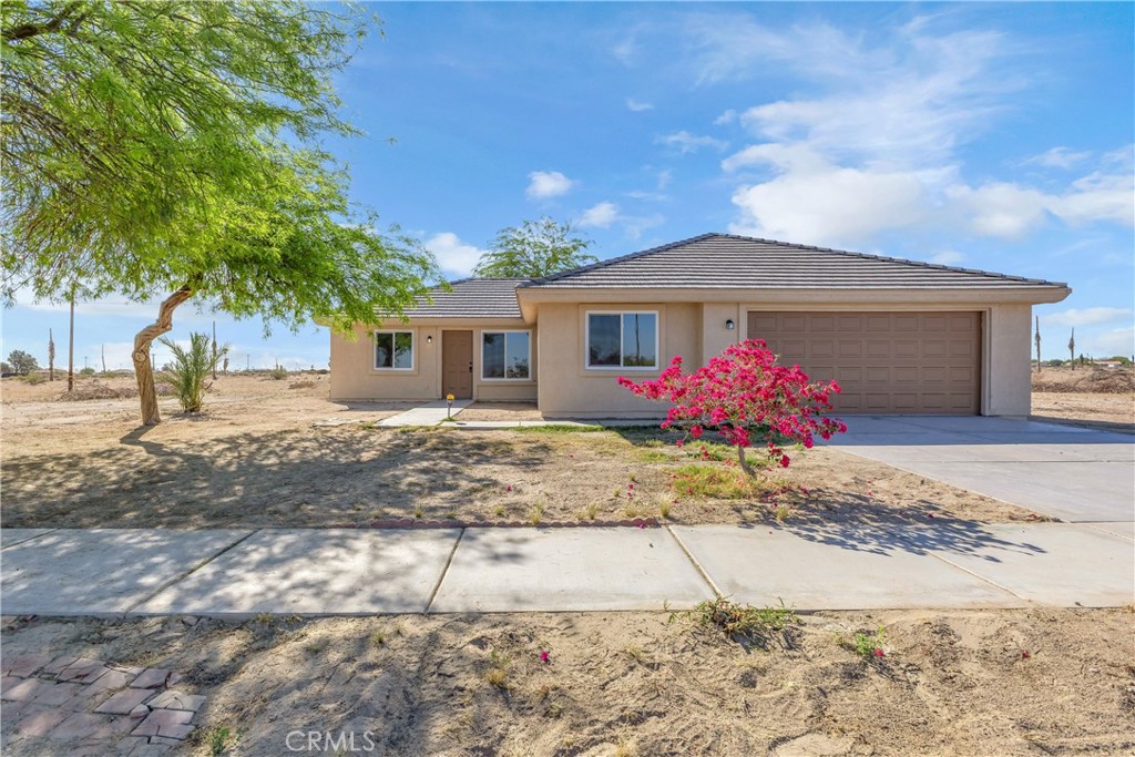 1341 Beach Club Drive Property Photo 1
