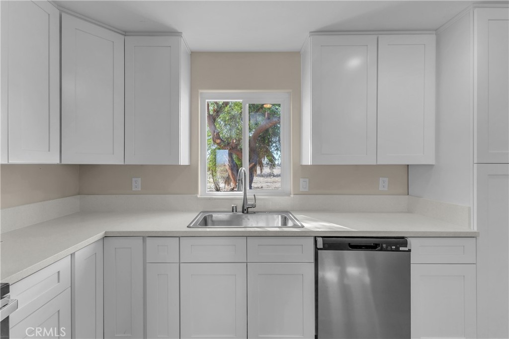 1341 Beach Club Drive Property Photo 10