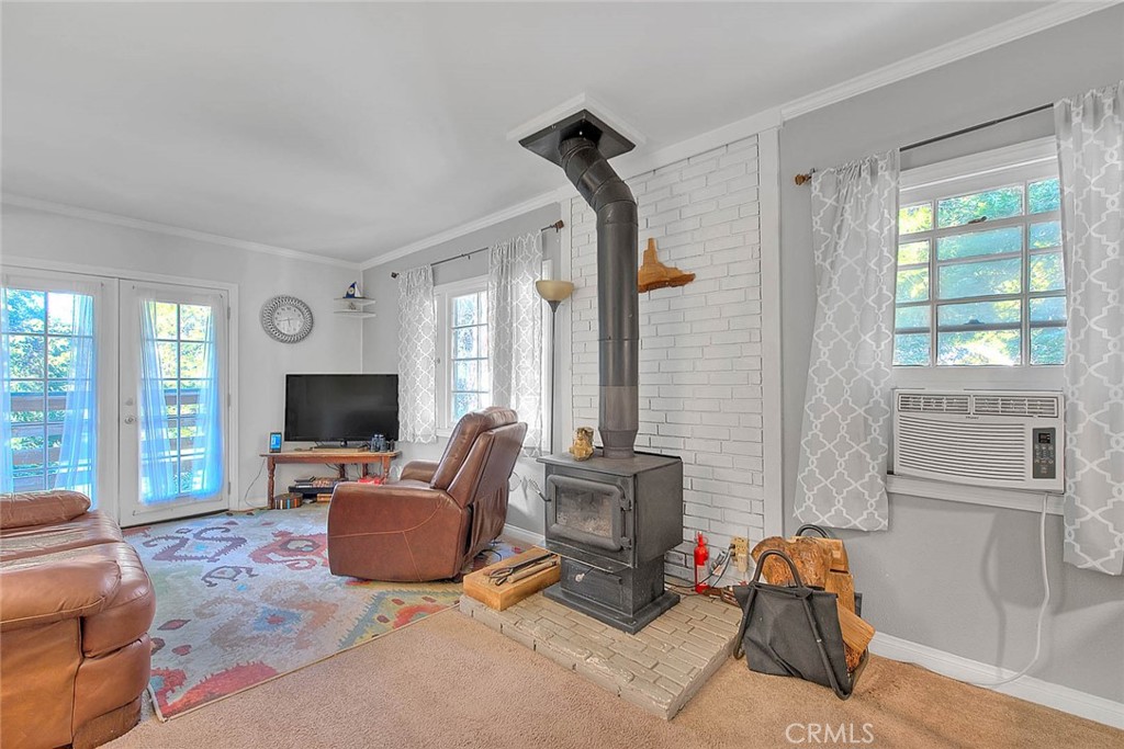 680 Buckingham Property Photo 1