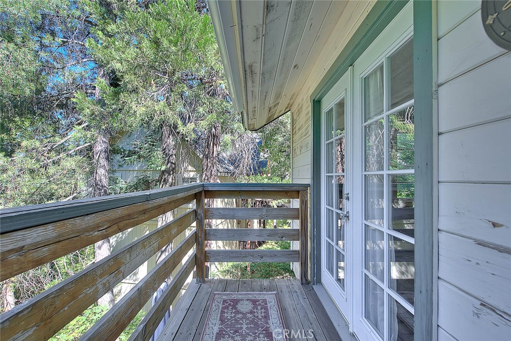 680 Buckingham Property Photo 3