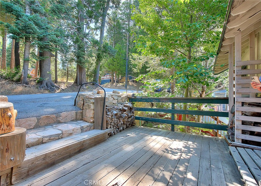 680 Buckingham Property Photo 14