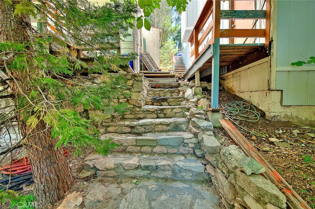 680 Buckingham Property Photo 30