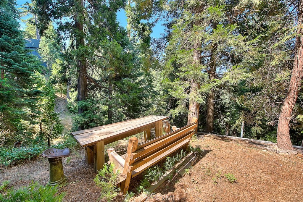 680 Buckingham Property Photo 33