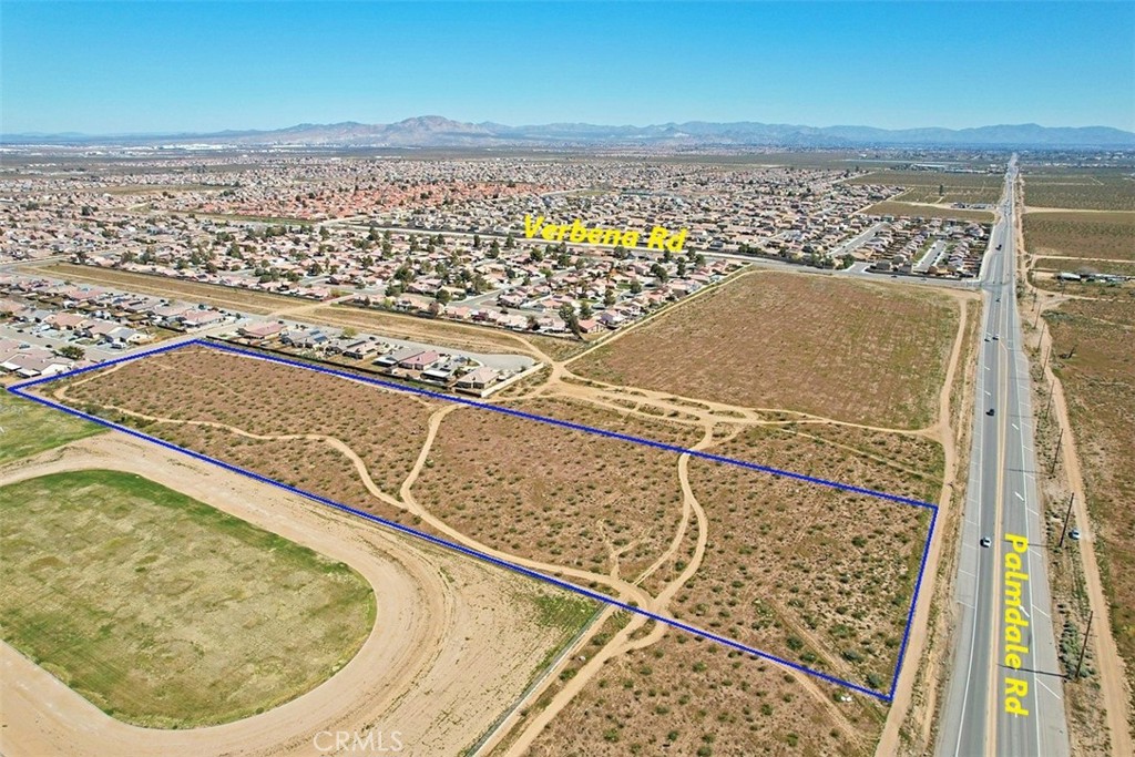 5 Palmdale Property Photo 3