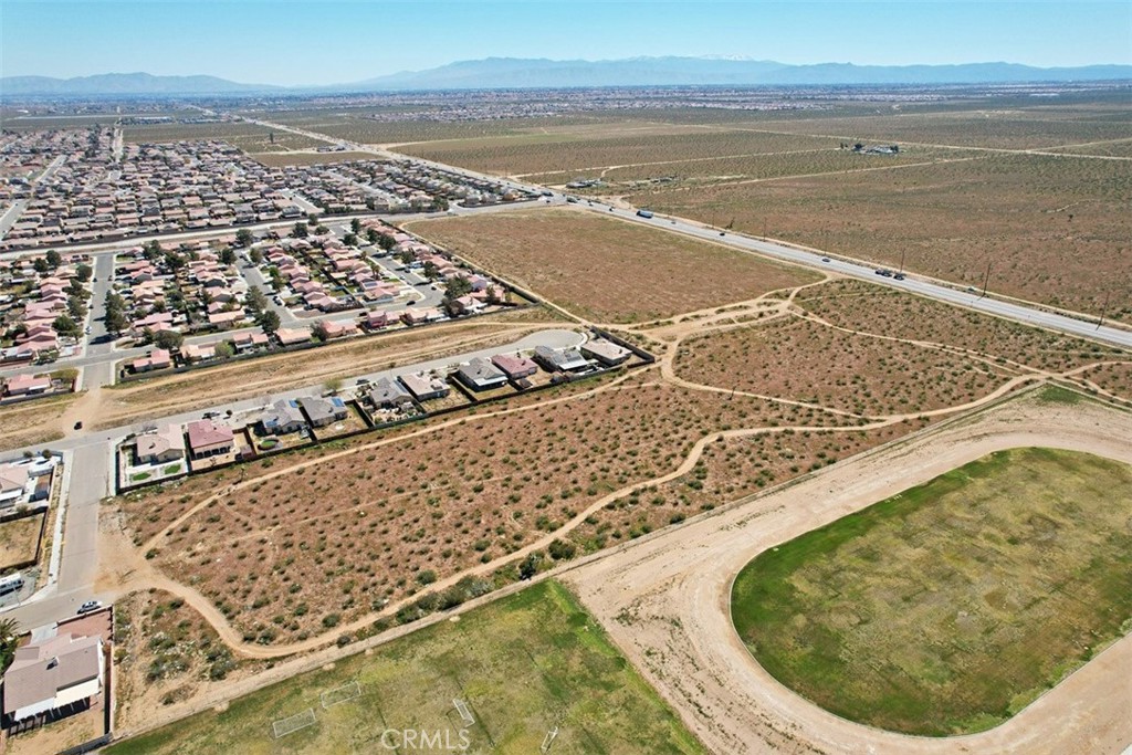5 Palmdale Property Photo 10