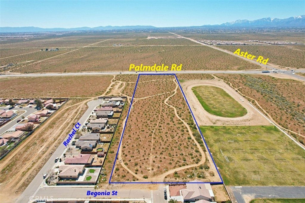 5 Palmdale Property Photo 16