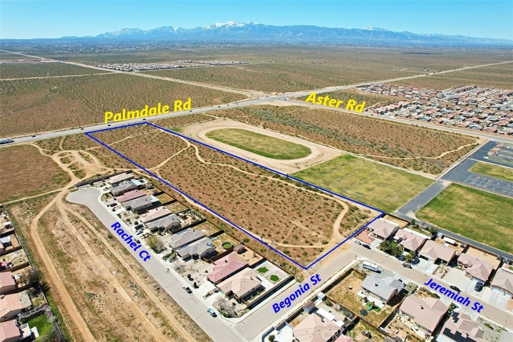 5 Palmdale Property Photo 19