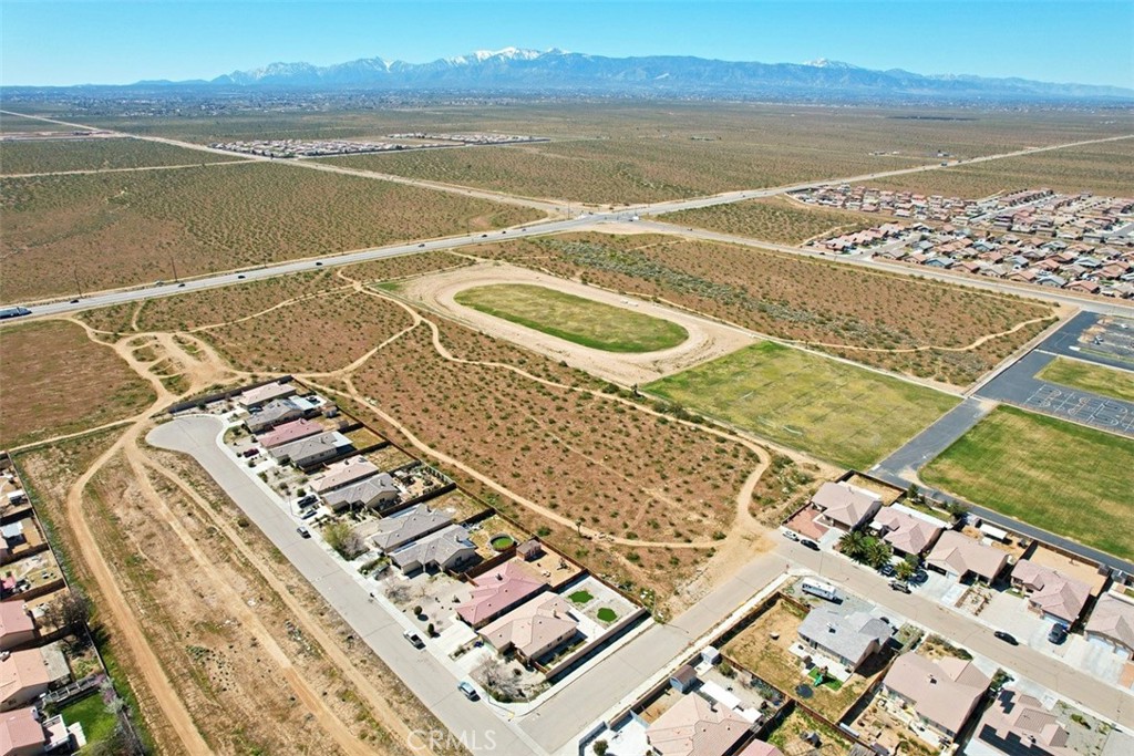 5 Palmdale Property Photo 20