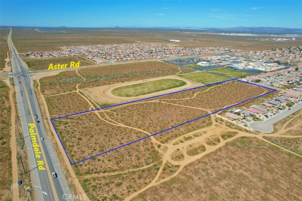 5 Palmdale Property Photo 22