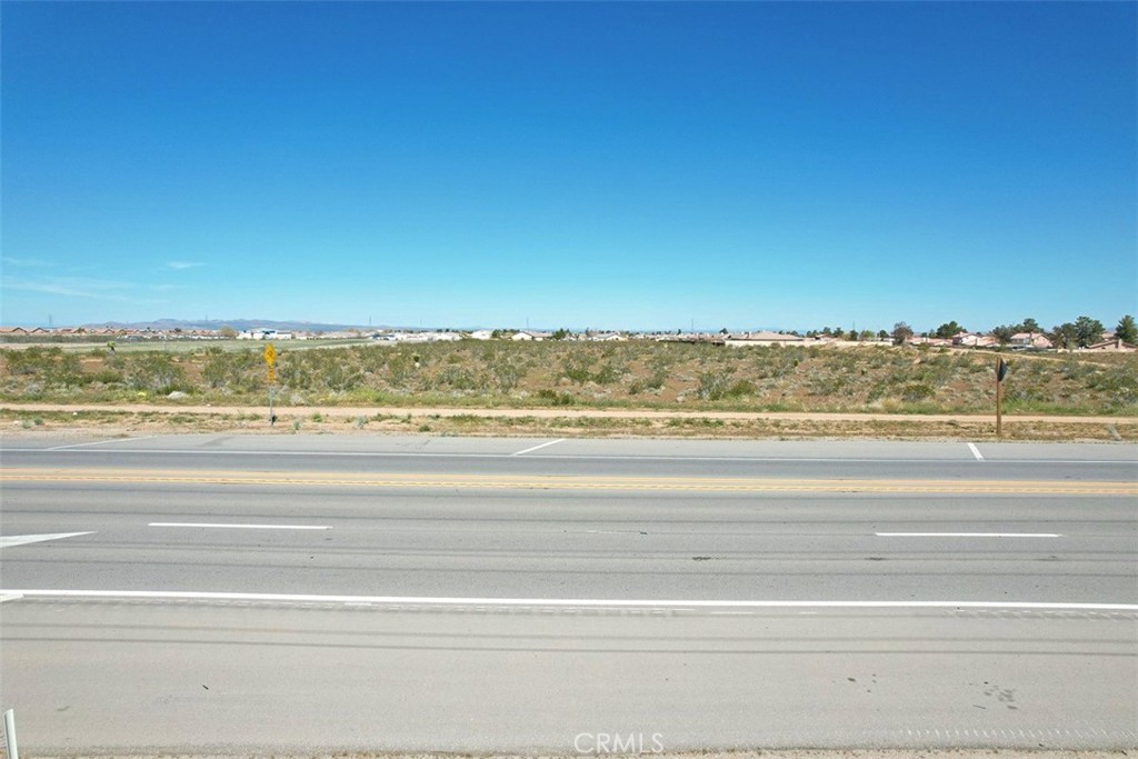 5 Palmdale Property Photo 33