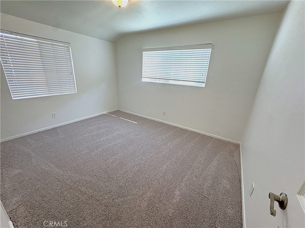 8735 Corbin Avenue Property Photo 11