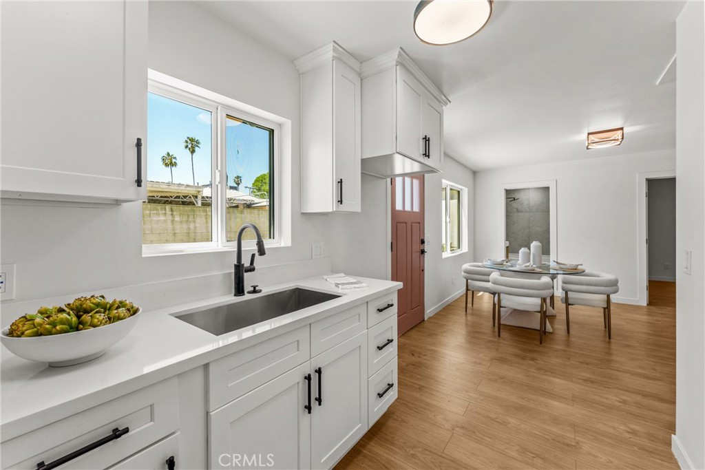 14138 Archwood Property Photo 39