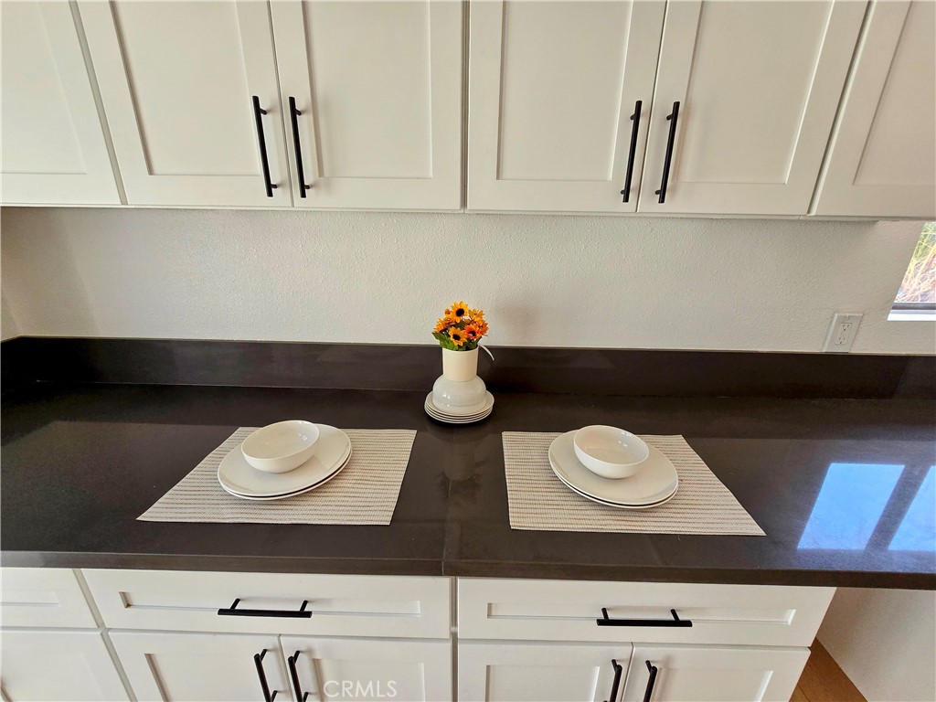 5441 Abronia Avenue Property Photo 6