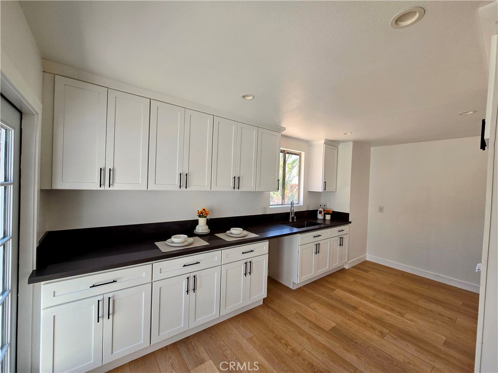 5441 Abronia Avenue Property Photo 8
