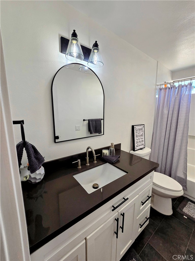 5441 Abronia Avenue Property Photo 19