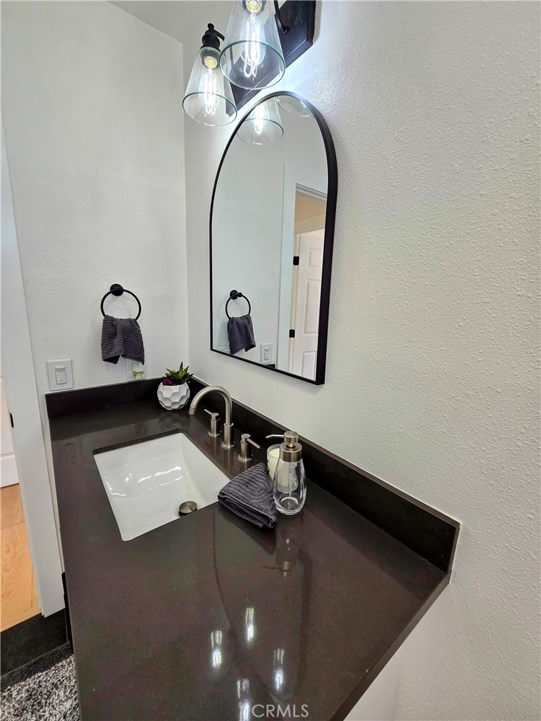 5441 Abronia Avenue Property Photo 20