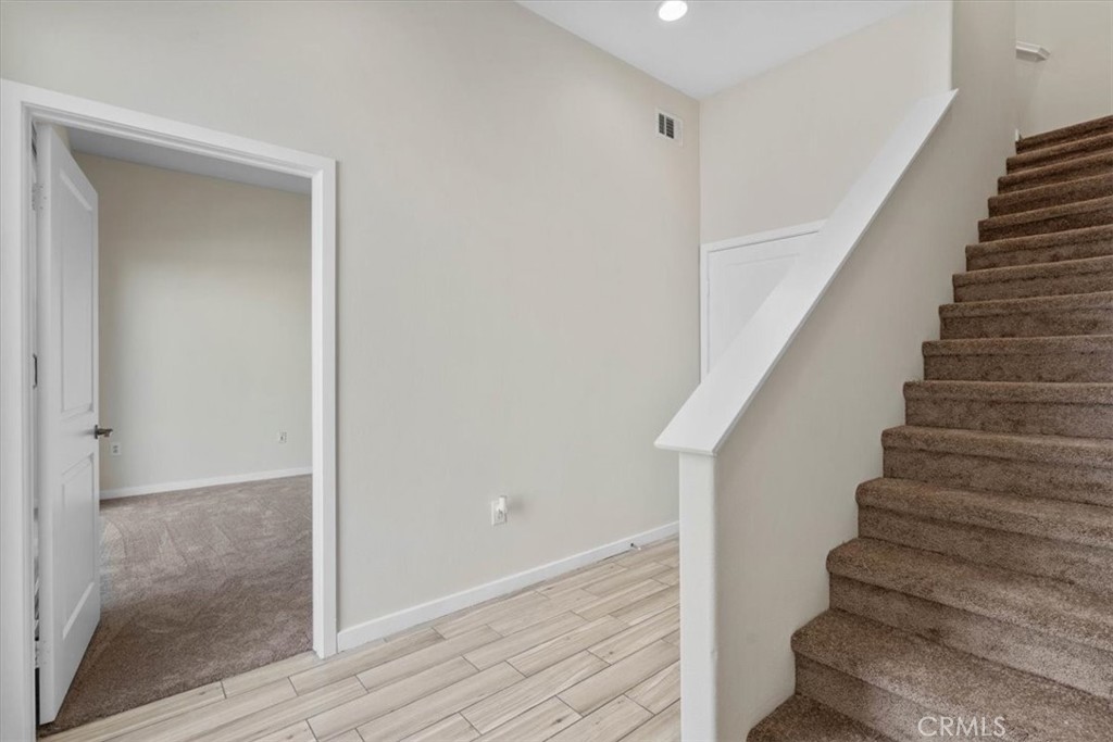 726 Central Avenue Property Photo 6