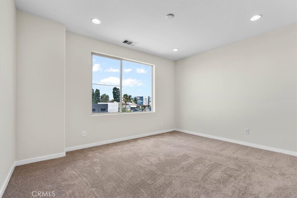 726 Central Avenue Property Photo 20