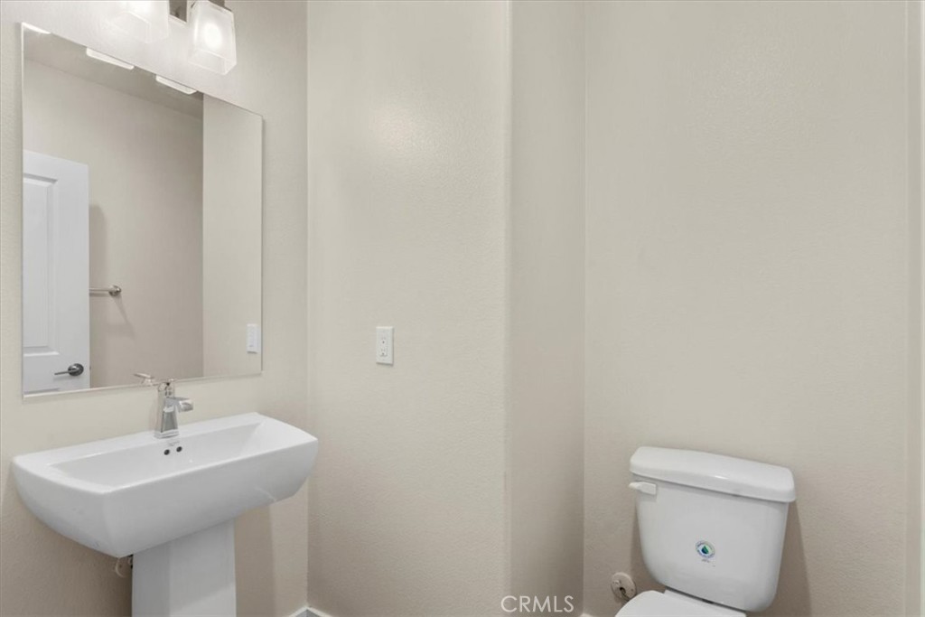 726 Central Avenue Property Photo 29