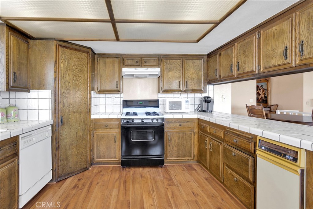 18063 Mariner Drive Property Photo 16