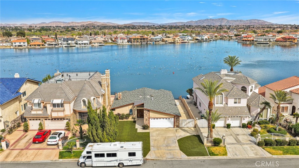 18063 Mariner Drive Property Photo 32