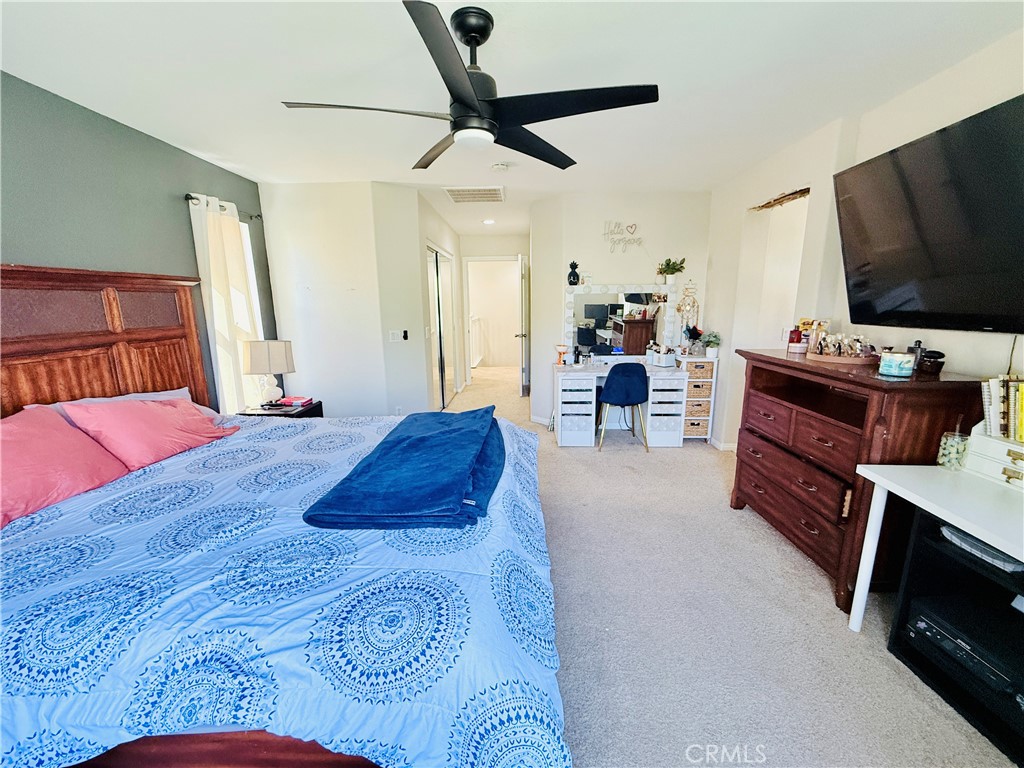 1652 Apollo Way Property Photo 8