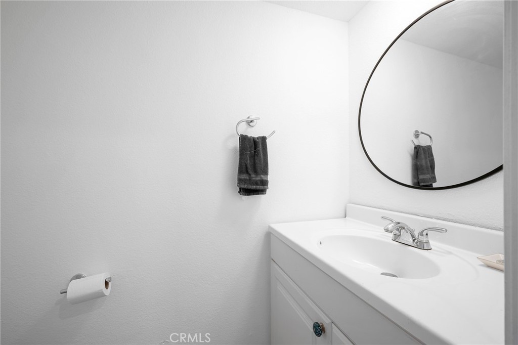 3827 W Avenue 41 Property Photo 13