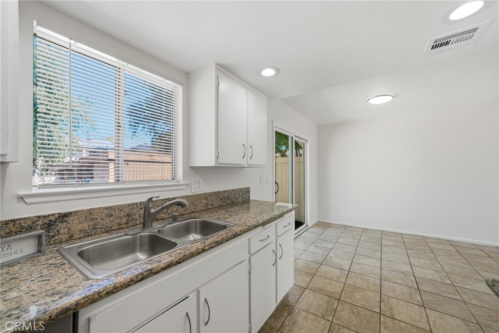 3469 Columbia Property Photo 4