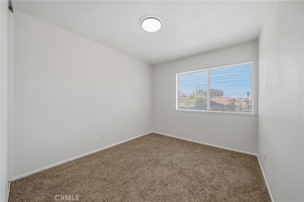 3469 Columbia Property Photo 16