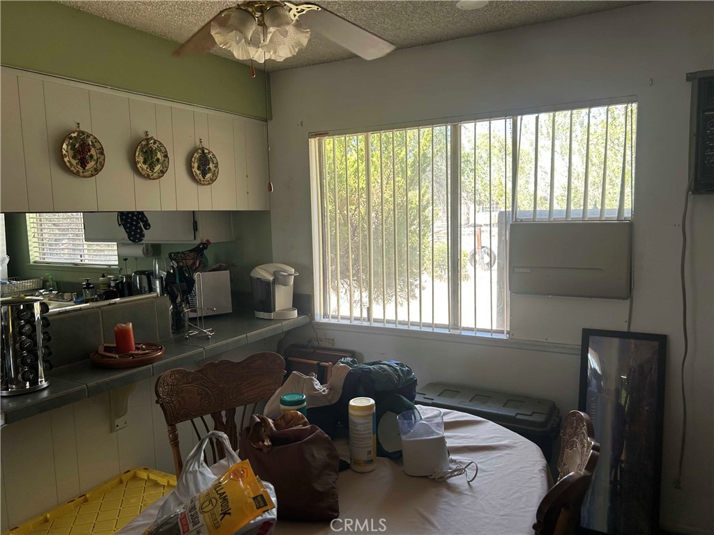 9922 Victor Avenue Property Photo 2