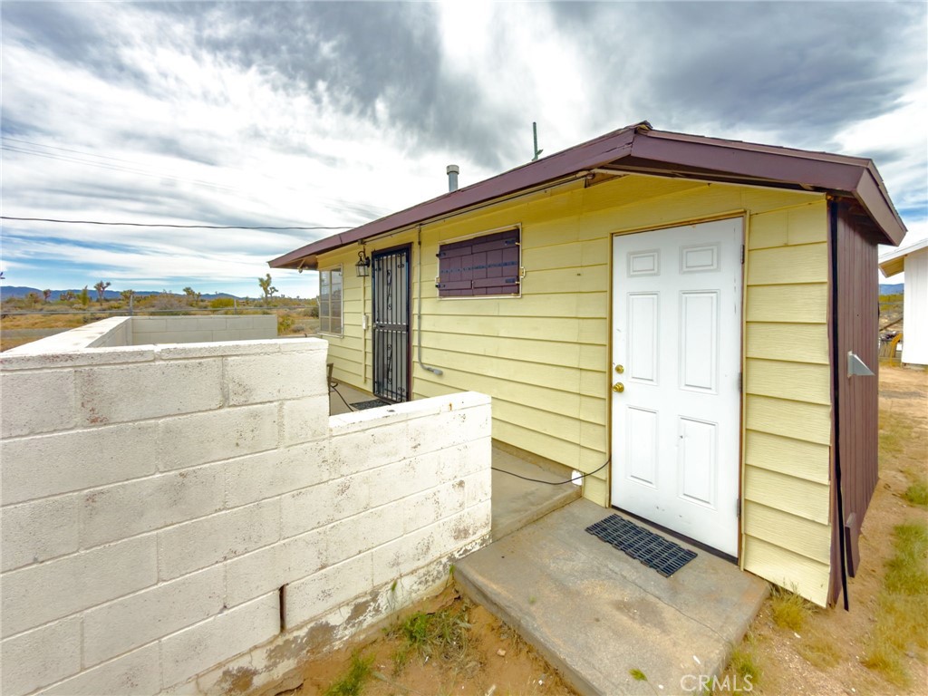 58388 Aberdeen Drive Property Photo 3