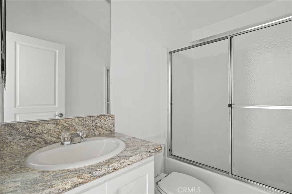 7650 Balboa Boulevard 43 Property Photo 22