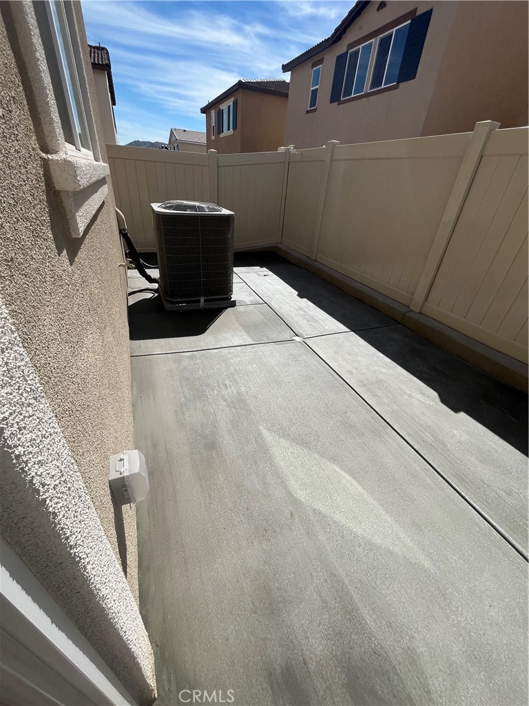 14001 Carina Property Photo 11