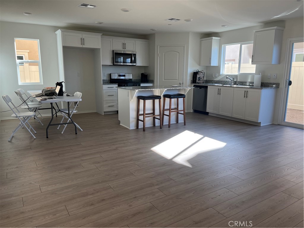 14001 Carina Property Photo 12