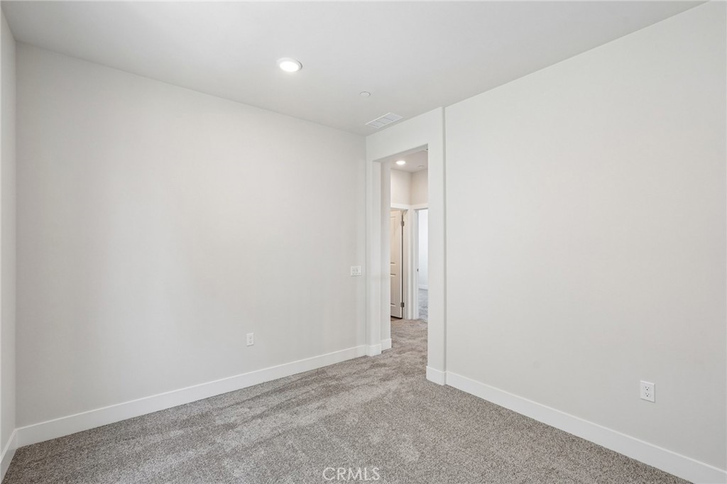 8553 Tamarack Street Property Photo 9