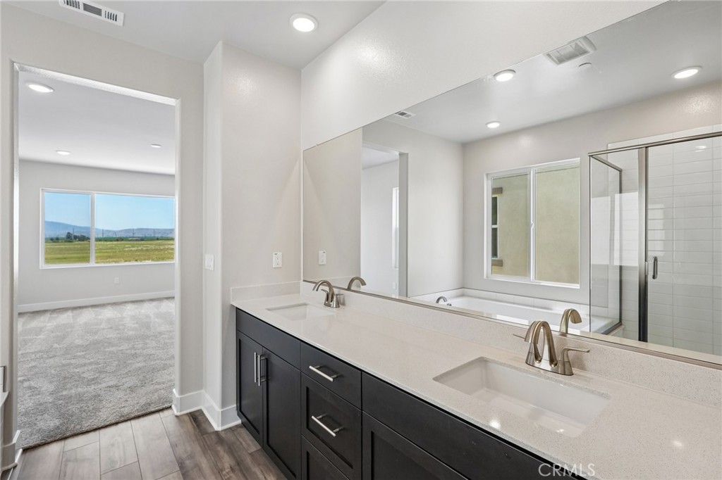 8553 Tamarack Street Property Photo 18