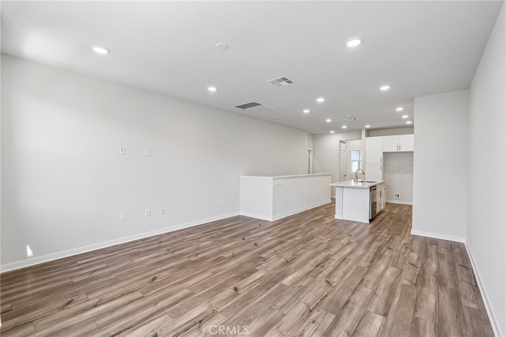 9827 Crossbay Loop 806 Property Photo 12