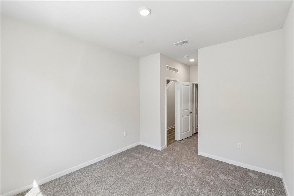 9827 Crossbay Loop 806 Property Photo 15