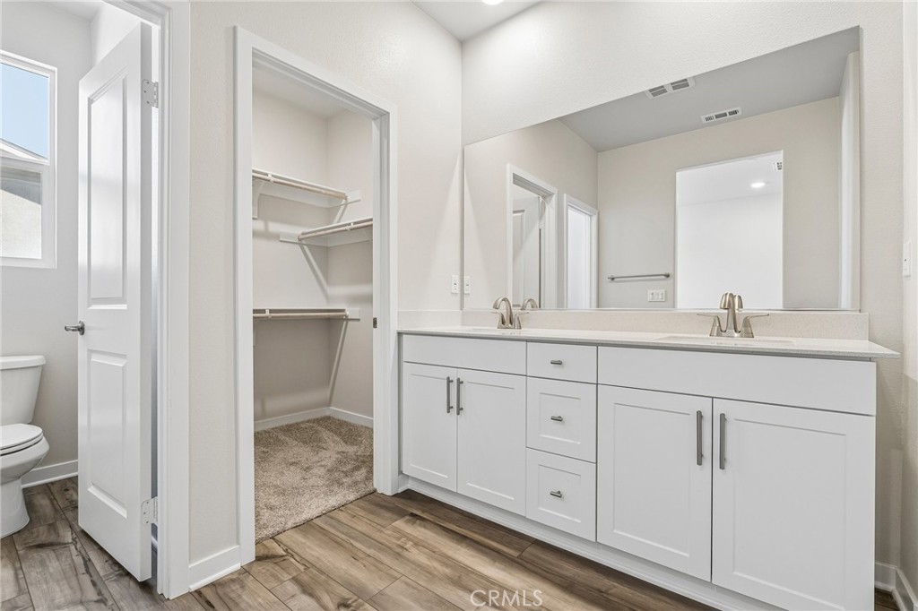 9827 Crossbay Loop 806 Property Photo 22