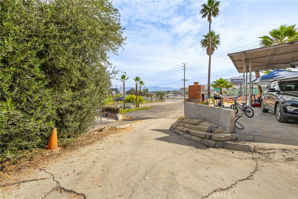2981 S La Cadena Property Photo 6