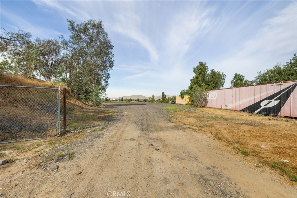 2981 S La Cadena Property Photo 16