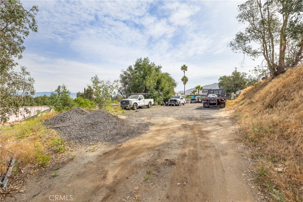 2981 S La Cadena Property Photo 23