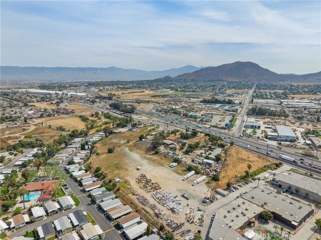 2981 S La Cadena Property Photo 39